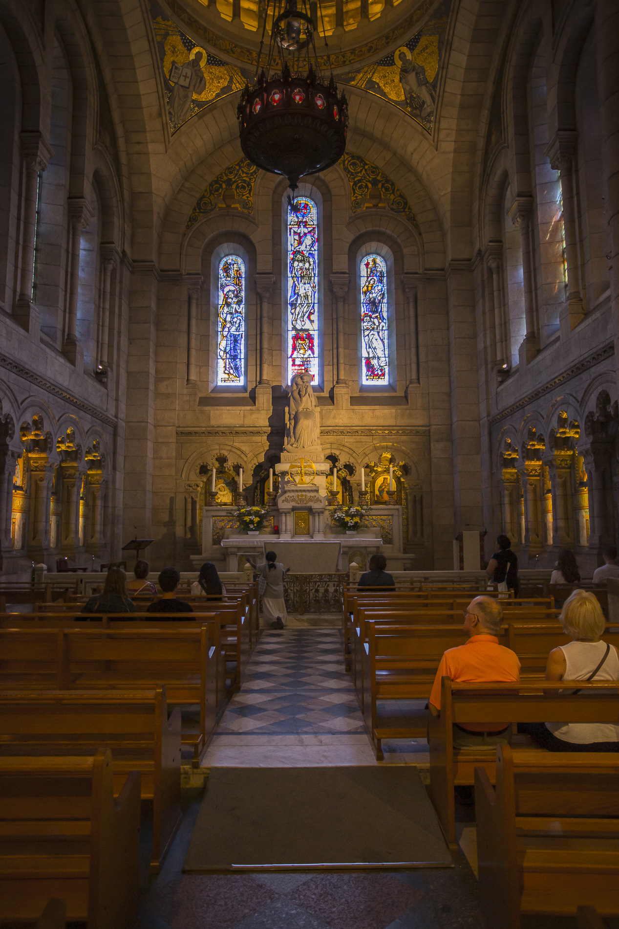 Interior Basílica Sagrado Corazón - París